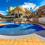 Beautiful Deluxe Sun And Sea Apartment