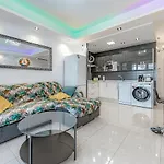 Beautiful Deluxe Sun And Sea Apartment *