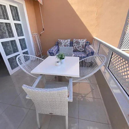 Beautiful Deluxe Sun And Sea Апартаменти Адехе