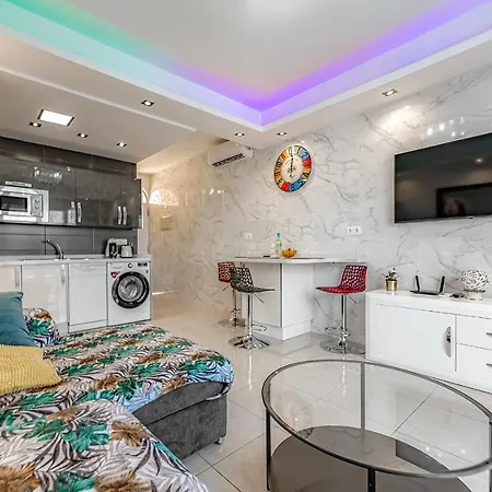 Beautiful Deluxe Sun And Sea * Адехе