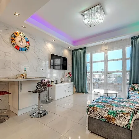 Beautiful Deluxe Sun And Sea Apartmán *