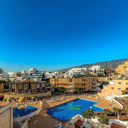 Beautiful Deluxe Sun And Sea Apartment