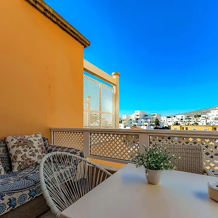 Апартаменти Beautiful Deluxe Sun And Sea Адехе